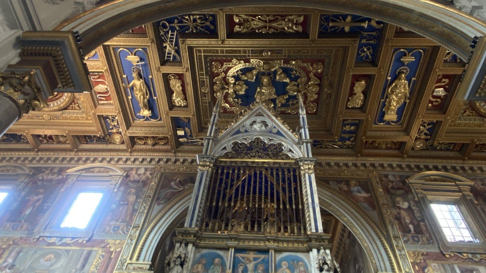 Quem obedece não erra: a obediência à Igreja